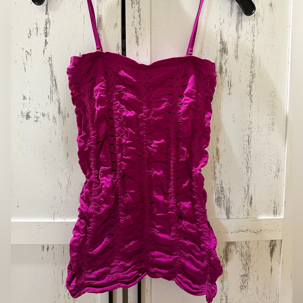 Marciano top with built in sports bra type bra